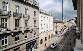 Creamy Apartment